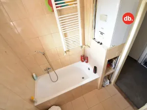 Prodej bytu 2+kk, Nejdek, Kollárova, 53 m2