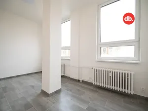 Pronájem komerční nemovitosti, Karlovy Vary, U Koupaliště, 13 m2