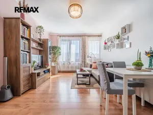 Pronájem bytu 2+kk, Slaný, Kybalova, 56 m2