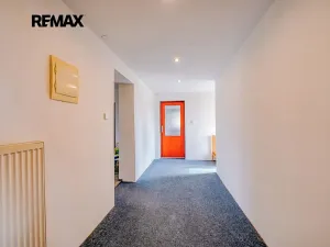 Prodej rodinného domu, Pernarec, 220 m2