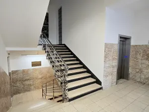Pronájem kanceláře, Praha - Nové Město, Opletalova, 64 m2