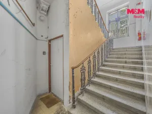 Pronájem komerční nemovitosti, Praha, Seifertova, 100 m2