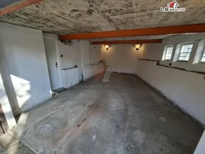 Pronájem garáže, Kolín, Ovčárecká, 25 m2