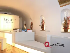 Pronájem kanceláře, Praha - Hradčany, Loretánské náměstí, 28 m2