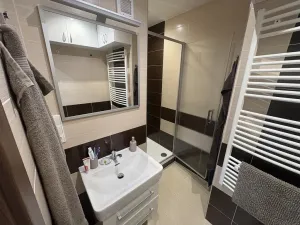 Pronájem bytu 3+1, Jičín, Nám. V. Čtvrtka, 68 m2