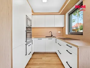 Prodej rodinného domu, Nespeky, Benešovská, 118 m2