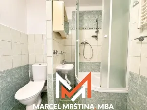 Pronájem bytu 1+kk, Náchod, Běloveská, 30 m2