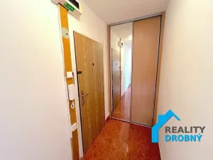 Pronájem bytu 3+1, Děčín, Kosmonautů, 66 m2