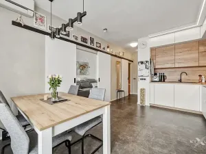 Prodej bytu 2+1, Praha - Hostivař, Vladycká, 55 m2