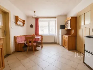 Prodej rodinného domu, Kváskovice, 174 m2