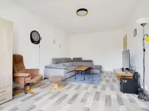 Prodej podílu bytu 3+1, Děčín, Kosmonautů, 79 m2