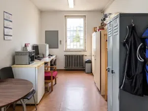 Pronájem obchodního prostoru, Staré Hradiště, 340 m2