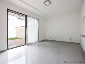 Prodej rodinného domu, Šlapanice, Štefanikova, 154 m2