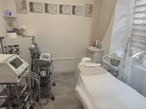 Prodej obchodního prostoru, Česká Lípa, Erbenova, 60 m2