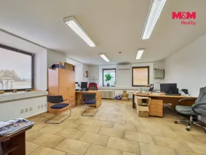 Pronájem výrobních prostor, Dubenec, 453 m2