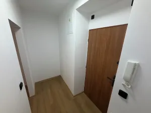 Prodej bytu 1+1, Slavkov u Brna, sídliště Nádražní, 41 m2