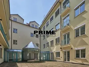 Pronájem kanceláře, Praha - Nové Město, Soukenická, 212 m2