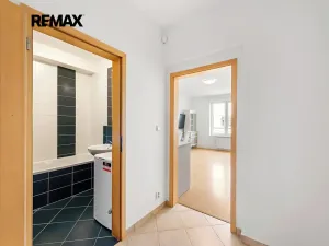 Prodej bytu 1+kk, Praha - Záběhlice, Mattioliho, 32 m2