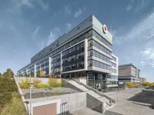 Pronájem kanceláře, Praha - Stodůlky, náměstí Junkových, 1500 m2