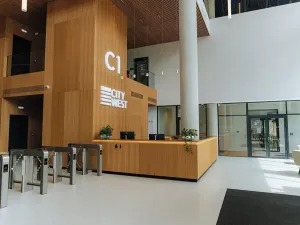 Pronájem kanceláře, Praha - Stodůlky, náměstí Junkových, 1500 m2