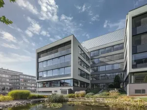 Pronájem kanceláře, Praha - Stodůlky, náměstí Junkových, 2000 m2