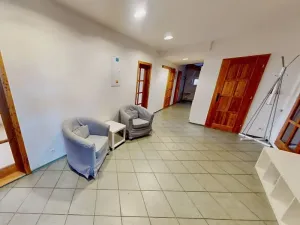 Pronájem kanceláře, Praha - Bubeneč, Jana Zajíce, 20 m2