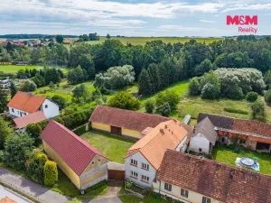 Prodej rodinného domu, Březnice, 236 m2