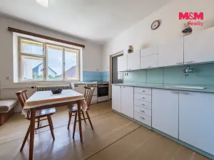 Prodej rodinného domu, Březnice, 236 m2