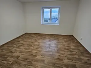 Pronájem bytu 3+kk, Dobříč, 79 m2