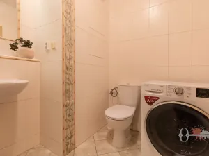Prodej bytu 2+kk, Praha - Štěrboholy, Andersenova, 65 m2