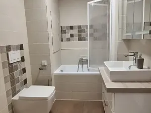 Prodej bytu 2+1, Kroměříž, Velehradská, 56 m2