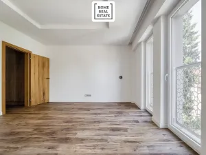 Prodej bytu 4+kk, Karlovy Vary, Šumavská, 171 m2