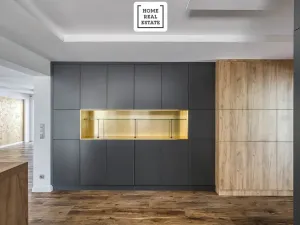 Prodej bytu 4+kk, Karlovy Vary, Šumavská, 171 m2