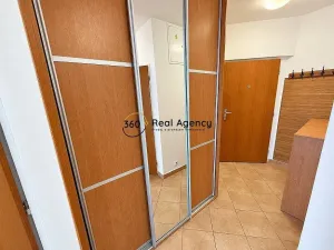 Pronájem bytu 2+kk, Praha - Záběhlice, Ginzova, 60 m2