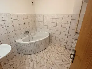 Pronájem bytu 3+1, Hostinné, 75 m2