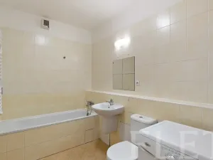 Pronájem bytu 2+kk, Praha - Vysočany, Podkovářská, 48 m2