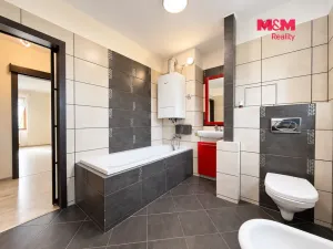 Prodej bytu 2+1, Karviná - Nové Město, Fučíkova, 63 m2