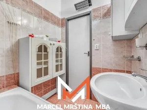Prodej bytu 3+1, Náchod - Staré Město nad Metují, Růžová, 74 m2