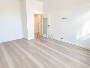 Prodej bytu 2+1, Karlovy Vary, náměstí Dr. M. Horákové, 52 m2