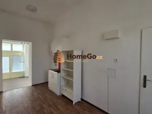Pronájem obchodního prostoru, Praha - Vršovice, Žitomírská, 31 m2