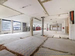 Prodej obchodního prostoru, Orlová, Masarykova třída, 1570 m2