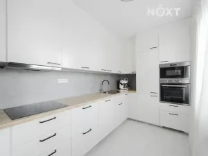 Pronájem bytu 2+kk, Karviná, Na Kopci, 59 m2