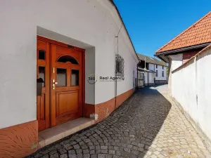 Prodej obchodního prostoru, Kamenice nad Lipou, Masarykova, 390 m2