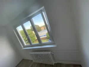 Pronájem bytu 2+1, Uherské Hradiště, Průmyslová, 56 m2