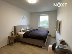 Pronájem bytu 3+kk, České Budějovice, Stradonická, 69 m2