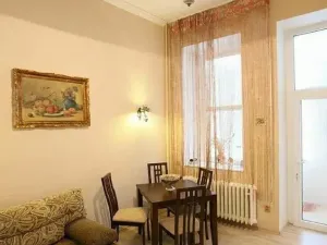 Pronájem bytu 1+1, Praha - Nové Město, Jeruzalémská, 53 m2