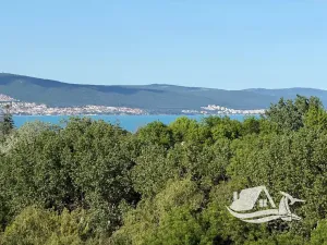 Prodej bytu 2+kk, Nesebar, Bulharsko, 105 m2