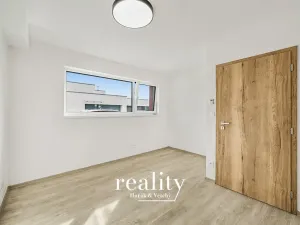 Pronájem bytu 2+kk, Jihlava, Na Nivách, 58 m2