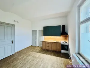 Pronájem bytu 2+1, Roztoky u Jilemnice, 63 m2