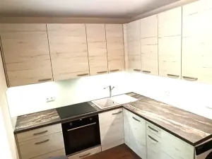 Pronájem bytu 1+1, Chrudim, Akátová, 29 m2
